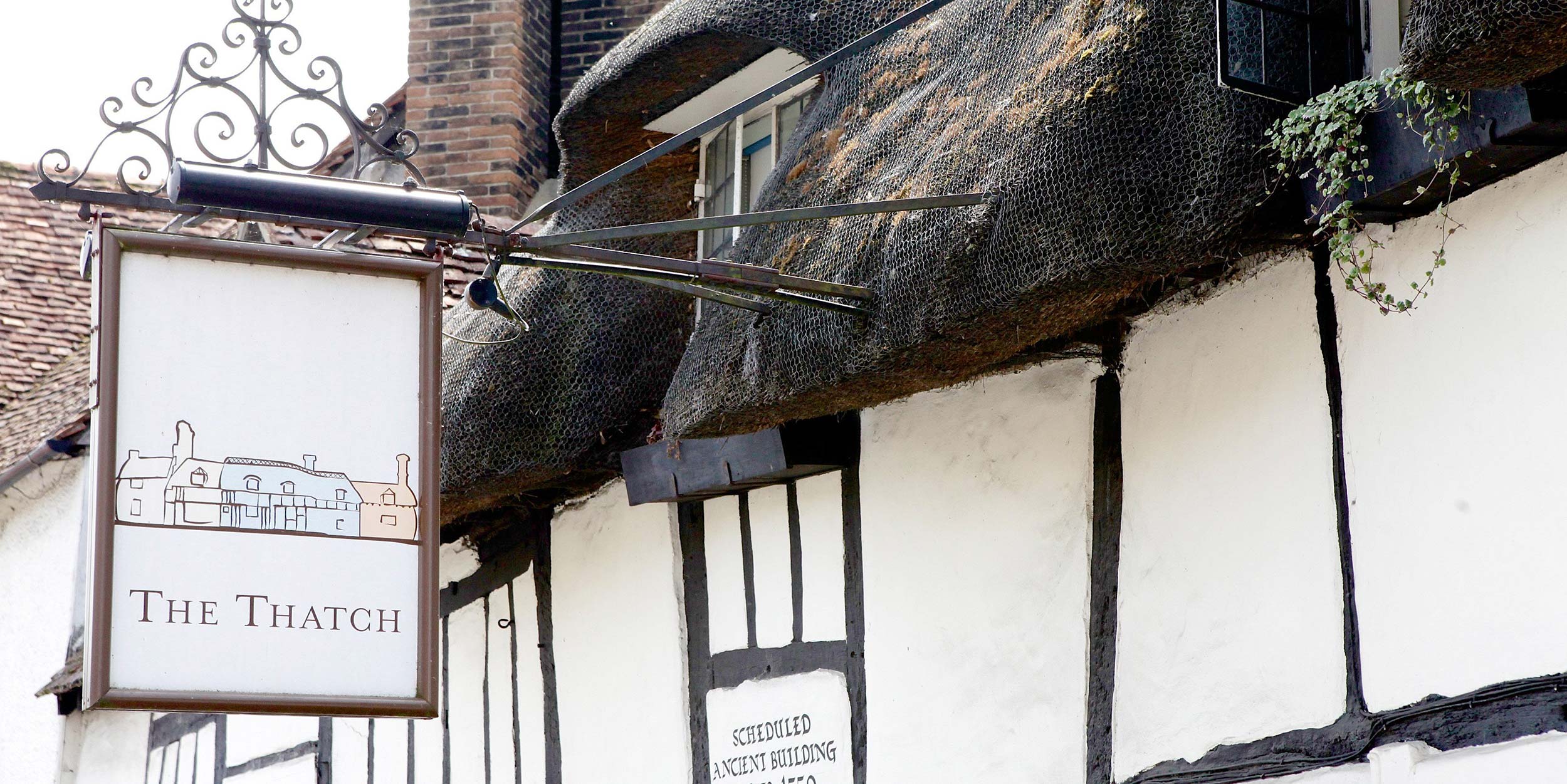 The Thatch Thame Signage